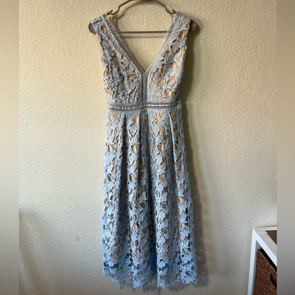 Elegant Lace Sleeveless Dress - Light Blue